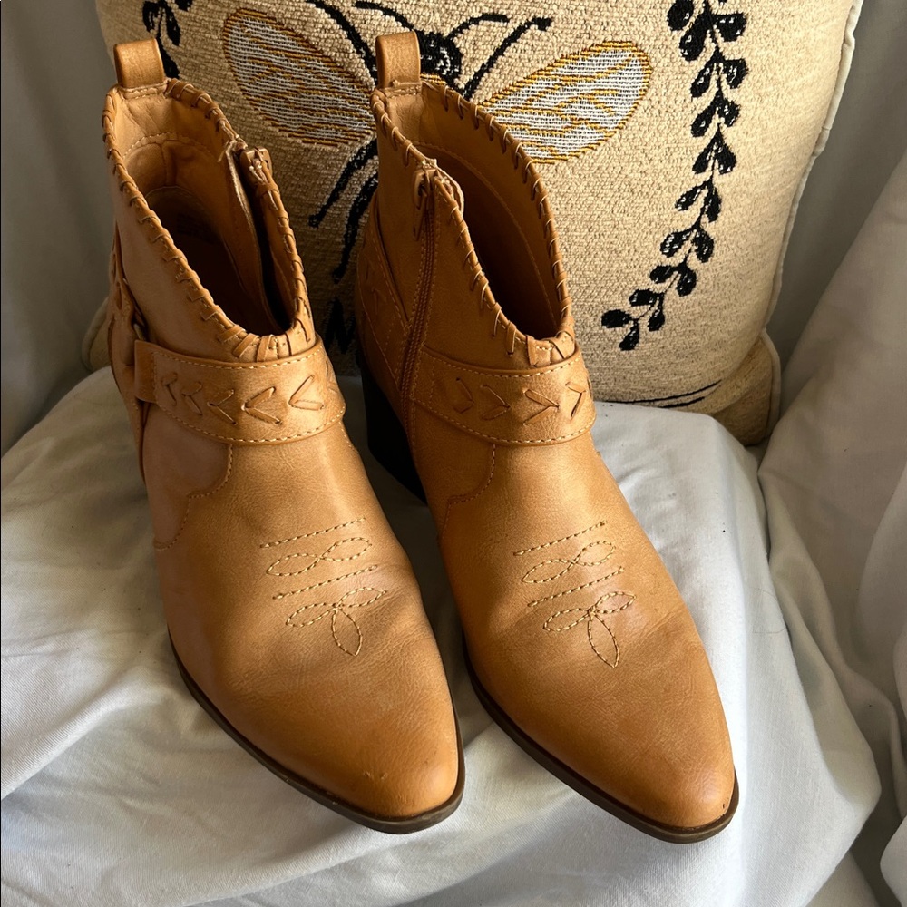 FRYE AND CO. Brown Leather Footwear